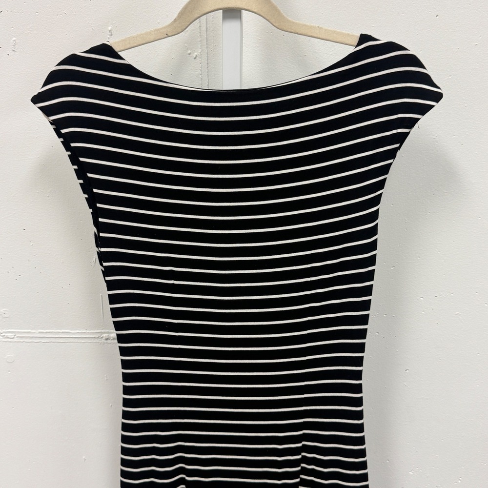 NWT Loft Black White Striped Ruched Sheath Knee Length Dress Cap Sleeve XS Soft - Picture 5 of 8